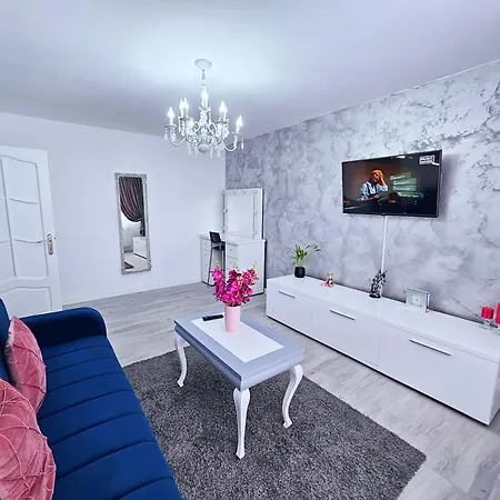 Apartment Mall *